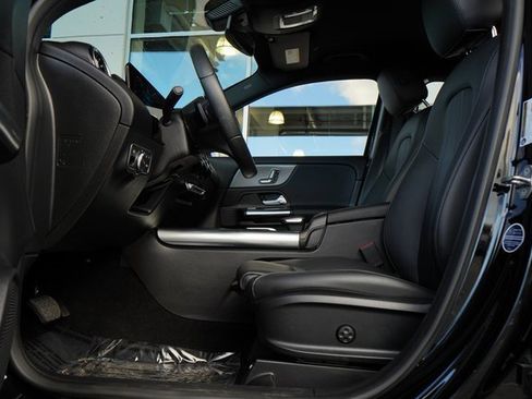 Certified 2023 Mercedes-Benz GLA 250 image 22