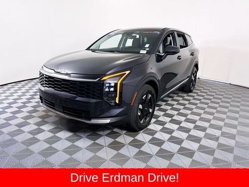 Used 2026 Kia Sportage LX AWD/4WD image 3