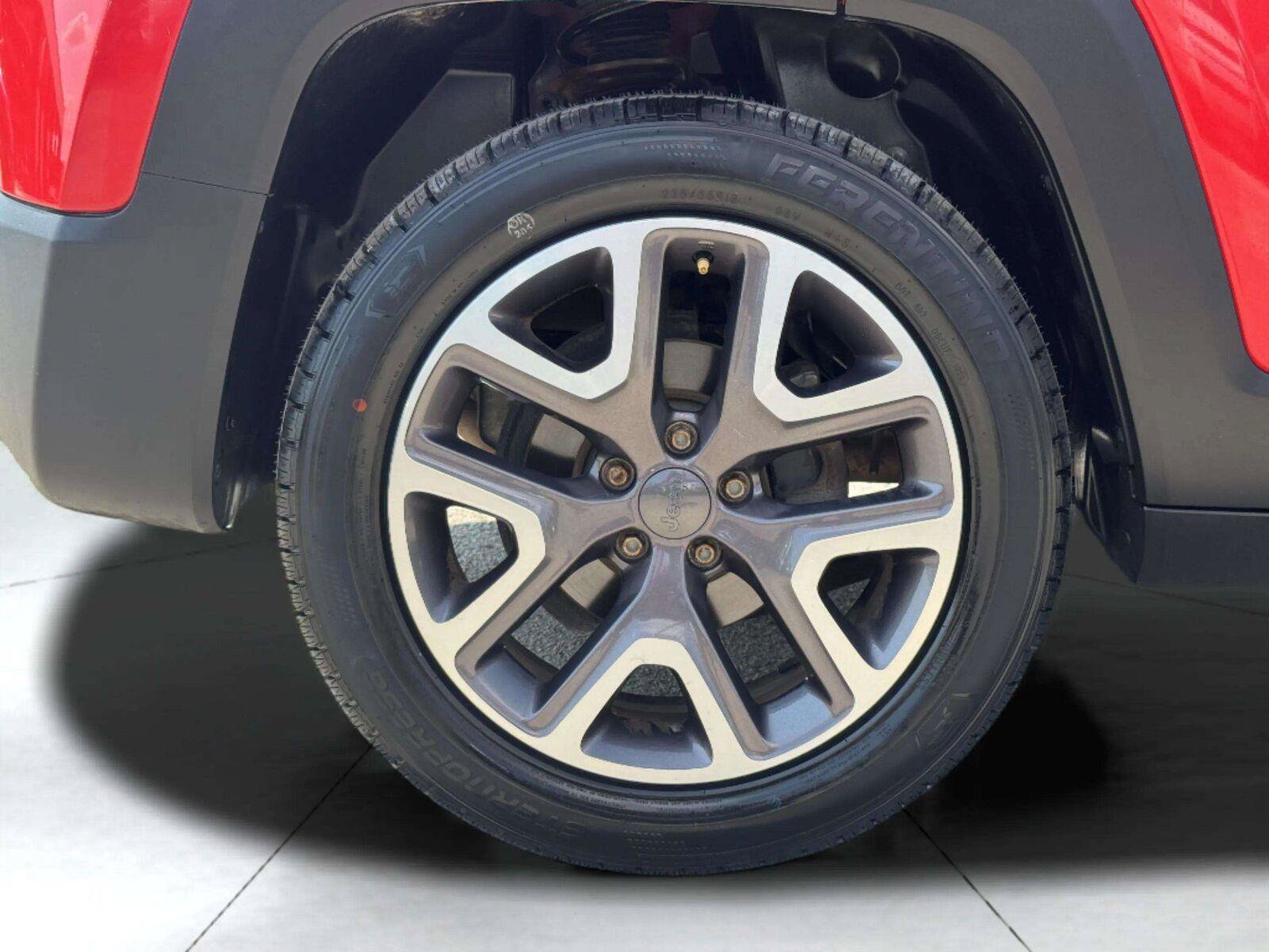Used 2015 Jeep Renegade Latitude w/ Popular Equipment Group FWD image 58