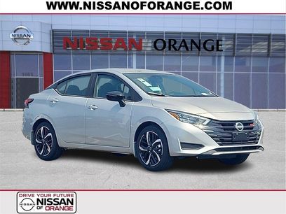 New 2025 Nissan Versa SR w/ Trunk Package