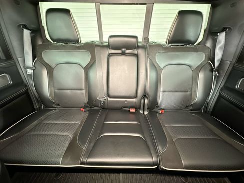 Used 2023 RAM 1500 Laramie AWD/4WD image 13