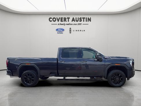Used 2026 GMC Sierra 3500 AT4 w/ AT4 Premium Plus Package AWD/4WD image 7
