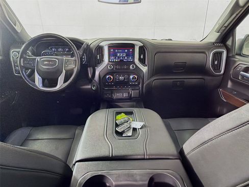 Used 2021 GMC Sierra 1500 SLT w/ SLT Convenience Package AWD/4WD image 4
