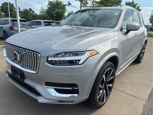 Used 2023 Volvo XC90 B6 Plus w/ Protection Package Premier AWD/4WD image 28