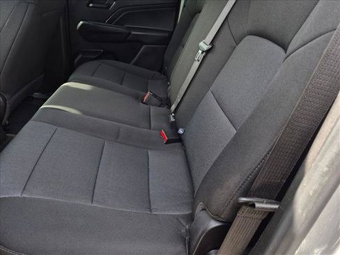 Used 2024 Chevrolet Colorado W/T RWD image 17