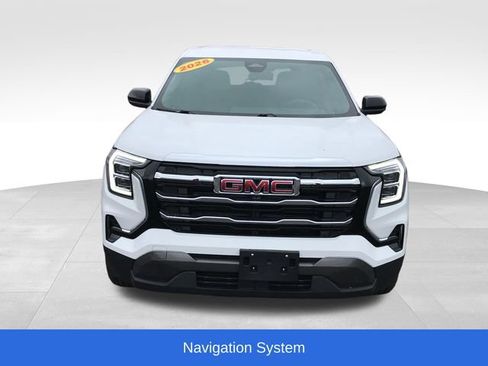 Certified 2026 GMC Terrain Elevation AWD/4WD image 2