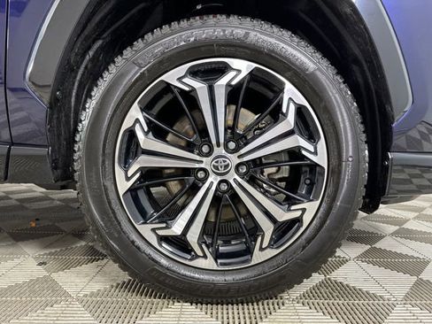 Used 2021 Toyota RAV4 XSE w/ Weather Package image 9