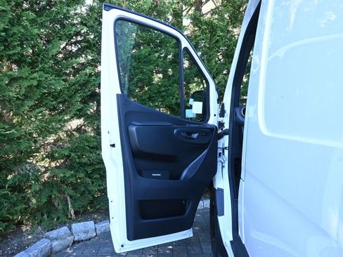New 2026 Mercedes-Benz Sprinter 2500 image 28