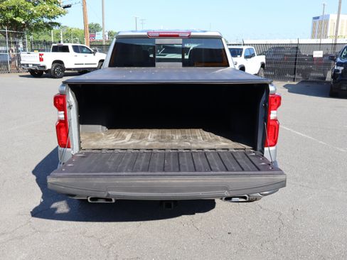 Used 2025 Chevrolet Silverado 1500 RST AWD/4WD image 12