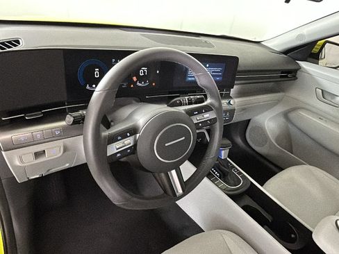 Used 2024 Hyundai Kona SEL FWD image 15