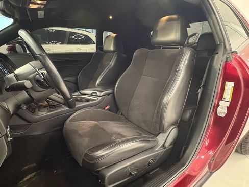 Used 2021 Dodge Challenger R/T w/ Plus Package image 21