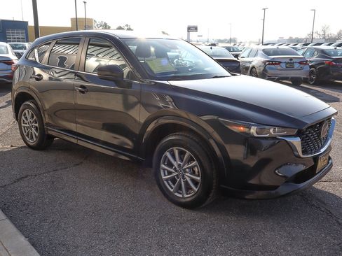 Used 2024 MAZDA CX-5 AWD 2.5 S w/ Select Package image 3