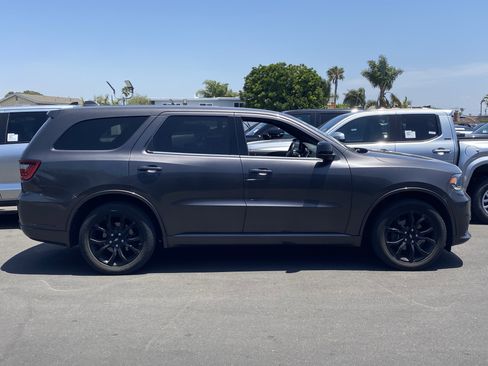 Used 2020 Dodge Durango GT w/ Blacktop Package RWD image 2