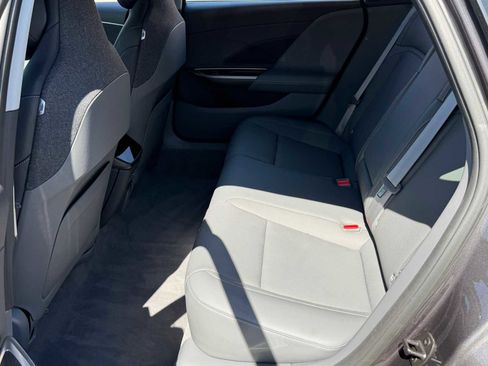 Used 2025 Lucid Air Touring AWD/4WD image 25