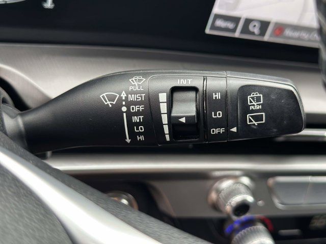 Used 2024 Kia Telluride LX FWD image 27