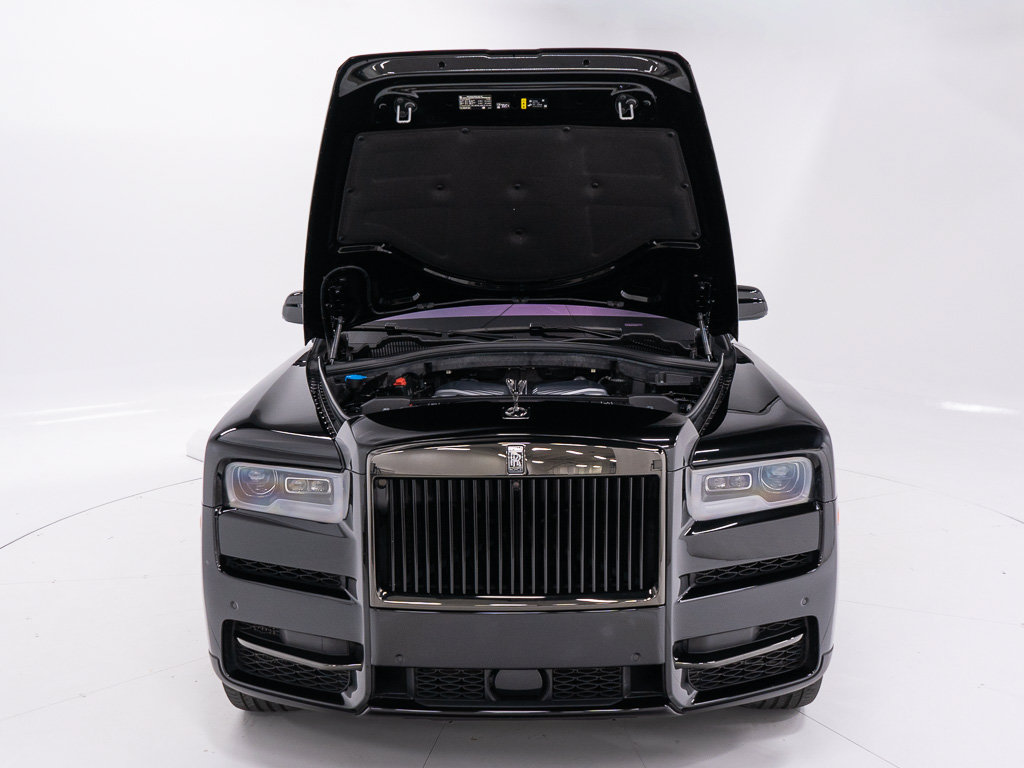 Certified 2022 Rolls-Royce Cullinan Black Badge w/ Dark Exterior Package AWD/4WD image 52