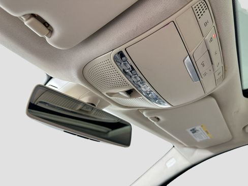 Used 2020 Mercedes-Benz C 300 Sedan image 18