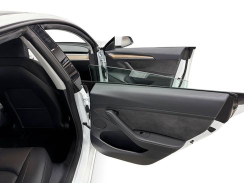 Certified 2023 Tesla Model 3 Standard Range RWD image 12