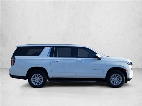 Used 2024 Chevrolet Suburban LS w/ Max Trailering Package AWD/4WD image 4
