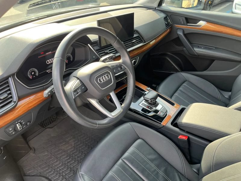 Used 2023 Audi Q5 2.0T Premium Plus w/ Premium Plus Package AWD/4WD image 10