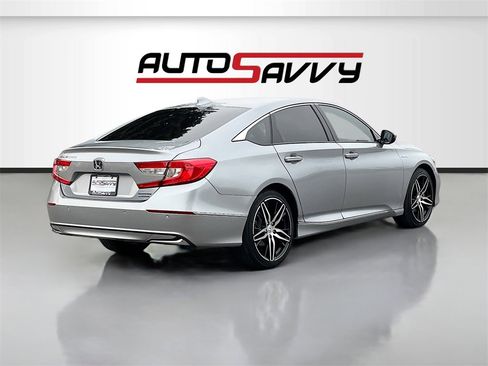 Used 2021 Honda Accord Touring image 7
