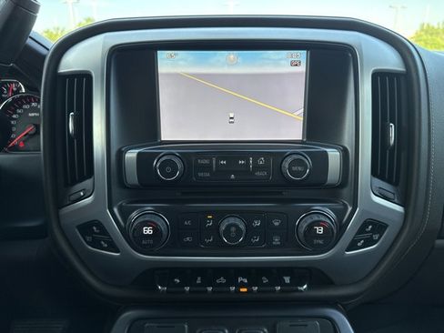 Used 2015 GMC Sierra 2500 SLT w/ Duramax Plus Package AWD/4WD image 18