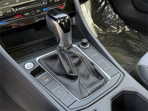 New 2026 Volkswagen Jetta SE image 19