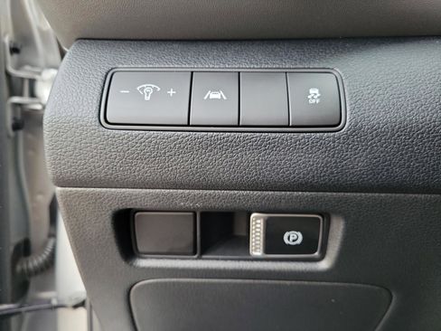 Used 2023 Hyundai Santa Fe SE image 16