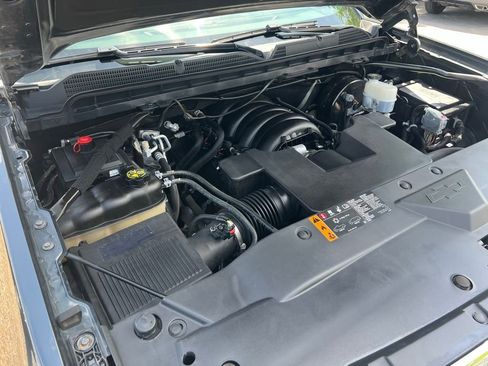 Used 2018 Chevrolet Silverado 1500 LT w/ All Star Edition AWD/4WD image 39