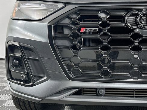 Used 2023 Audi SQ5 Premium Plus w/ Premium Plus Package image 16