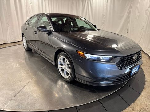 Used 2025 Honda Accord LX image 10