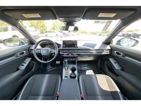 Used 2023 Honda Civic Sport image 11