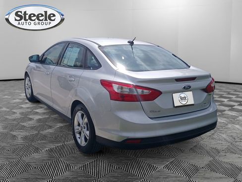 Used 2014 Ford Focus SE FWD image 2