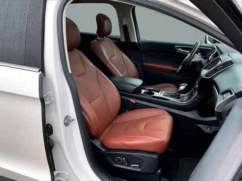 Used 2015 Ford Edge Titanium w/ Equipment Group 301A image 7