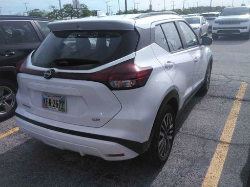 Used 2024 Nissan Kicks SR FWD image 6