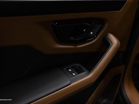 New 2025 Lamborghini Urus SE image 38