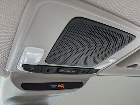 Used 2023 Honda HR-V LX image 22