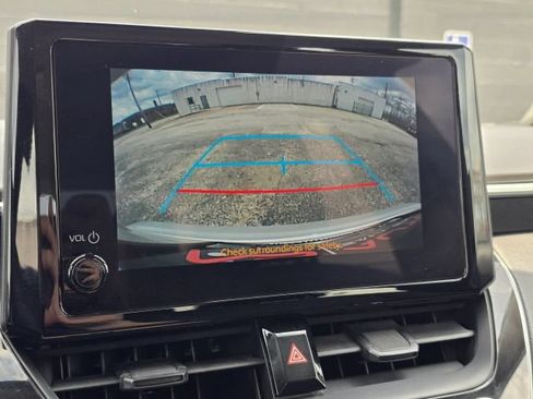 Used 2023 Toyota Corolla LE FWD image 24