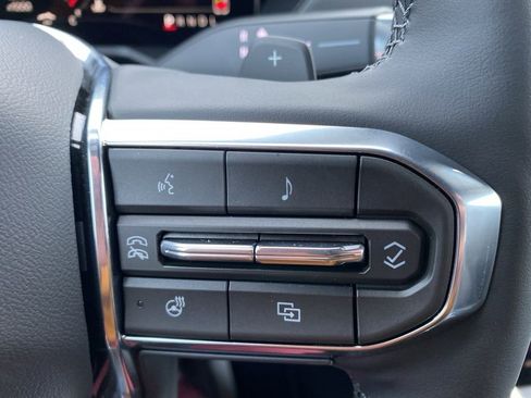 New 2026 GMC Acadia Elevation image 16