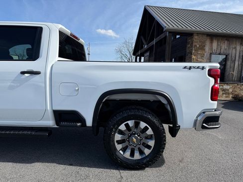 Used 2022 Chevrolet Silverado 2500 Custom w/ Custom Value Package image 35