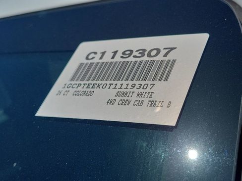Used 2026 Chevrolet Colorado Trail Boss AWD/4WD image 31