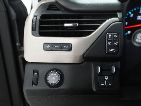 Used 2020 GMC Yukon Denali w/ Denali Ultimate Package RWD image 13