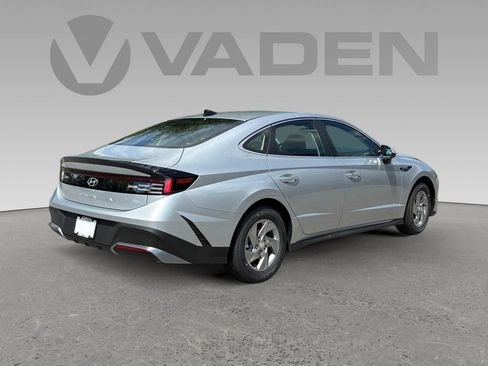 New 2025 Hyundai Sonata SE image 19