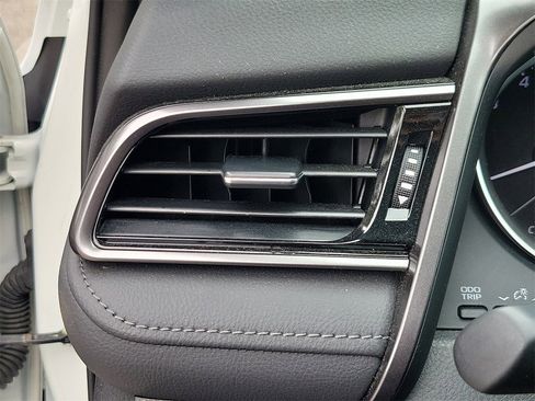 Used 2024 Toyota Camry LE image 30