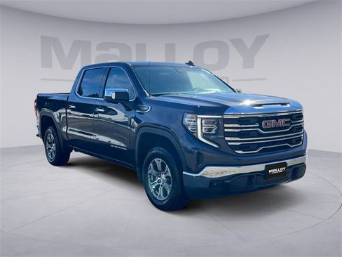 Used 2025 GMC Sierra 1500 SLT image 7