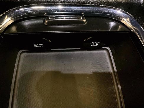 Used 2019 Dodge Grand Caravan GT image 32