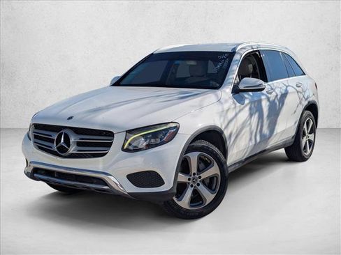 Certified 2017 Mercedes-Benz GLC 300 image 2