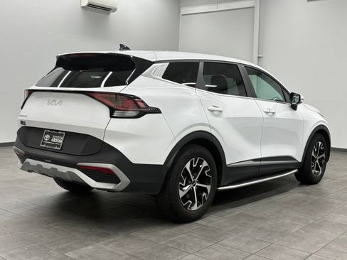 Used 2023 Kia Sportage EX FWD image 2