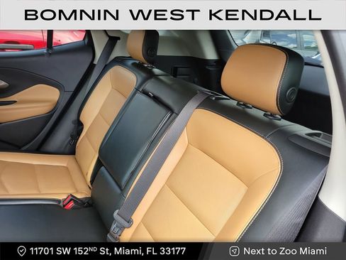 Used 2019 GMC Terrain SLT w/ Preferred Package image 11