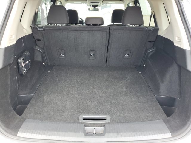 Used 2024 Nissan Rogue S AWD/4WD image 28